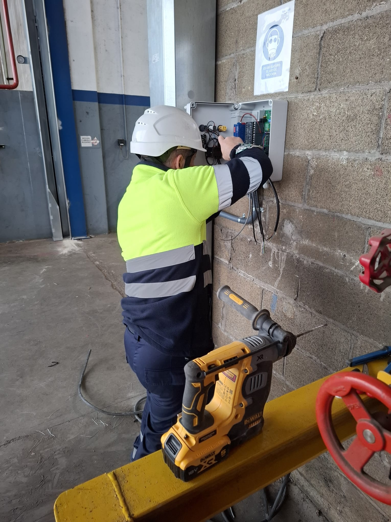 Proyecto de automatización industrial