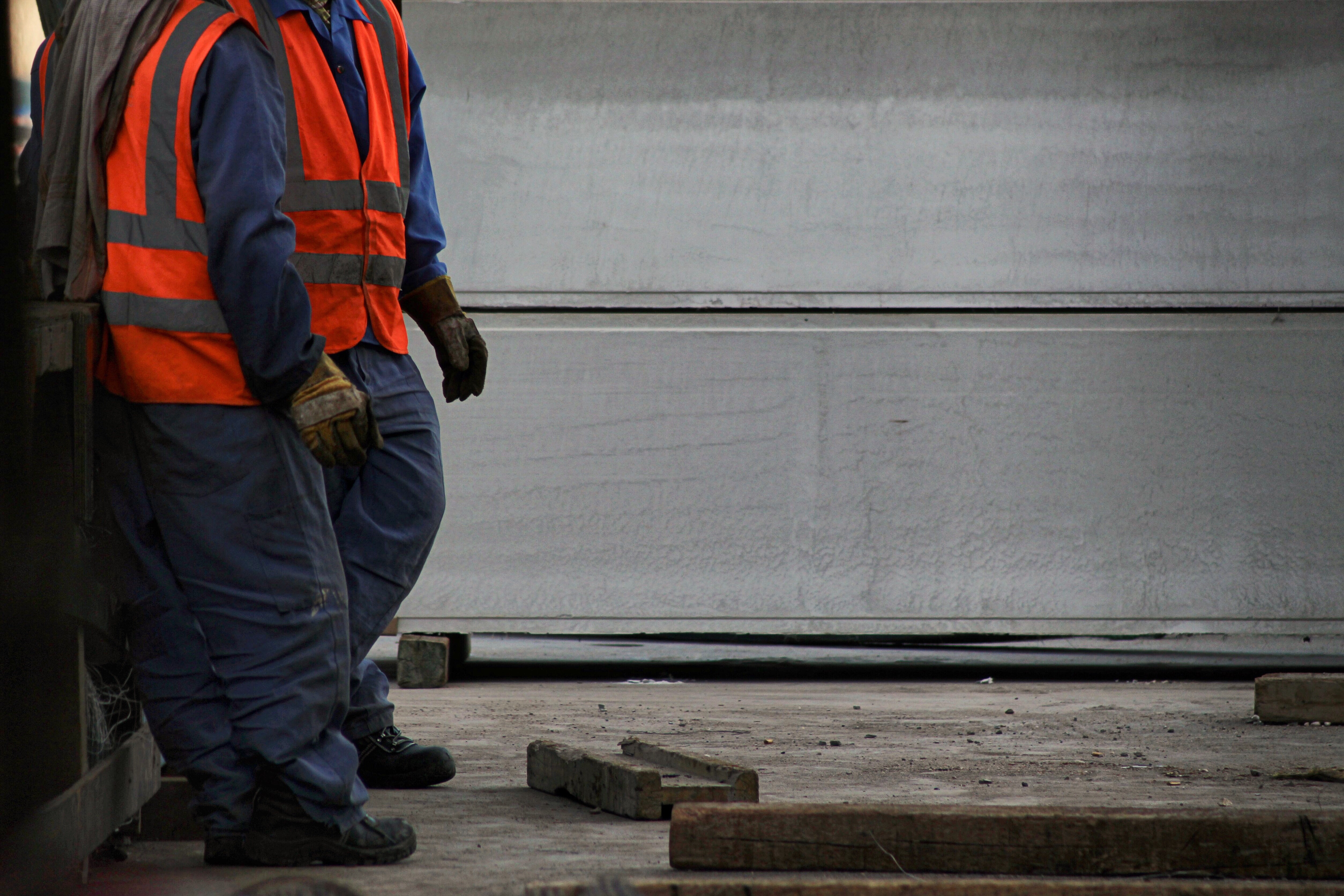 Mantenimiento preventivo de puertas industriales