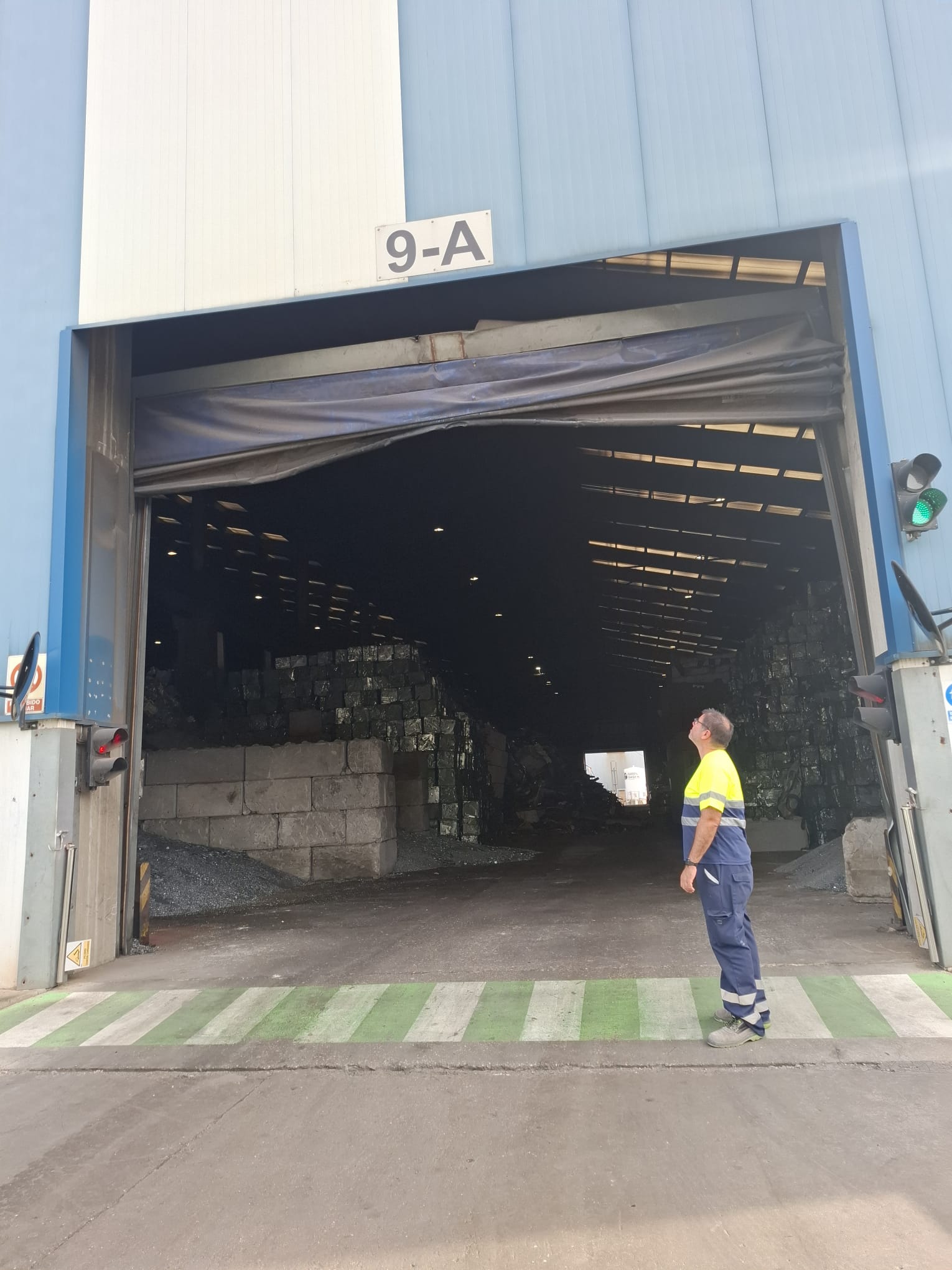 Reparación de puertas industriales